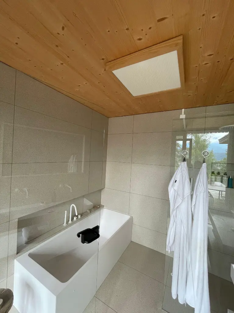 WhatsApp Image 2024-07-24 at 06.38.39 (4).webp